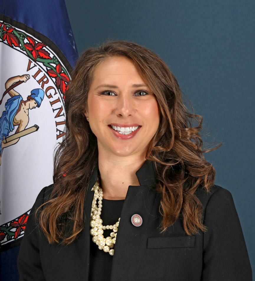Larawan ni Secretary Kelly Gee